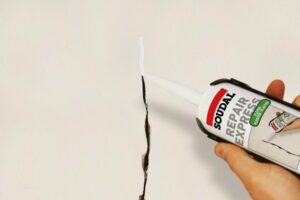 soudal repair express fixing up plaster board cracking